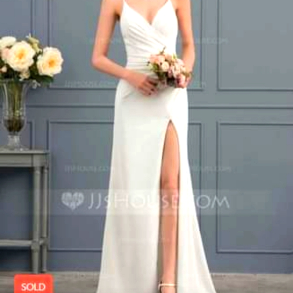 JJ's House Wedding Dress
